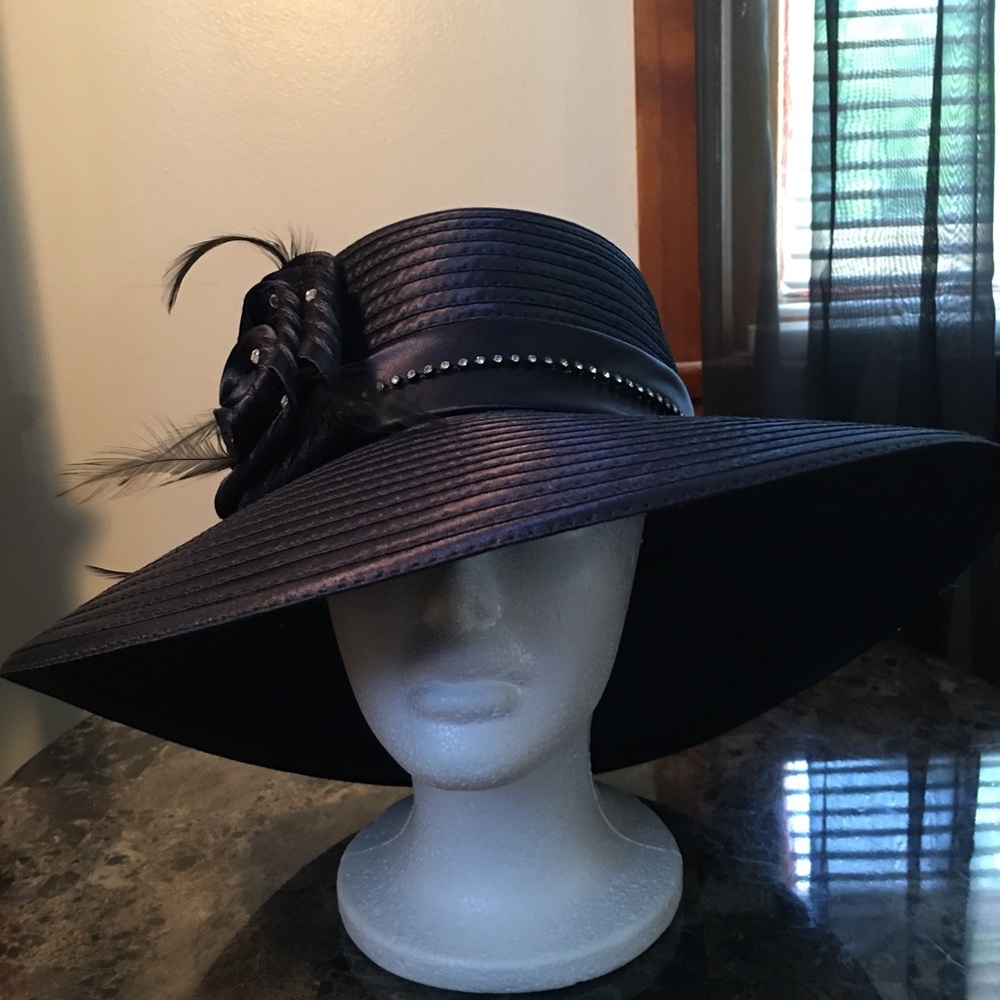 Navy Swan Hat Of New York with Rhinestones